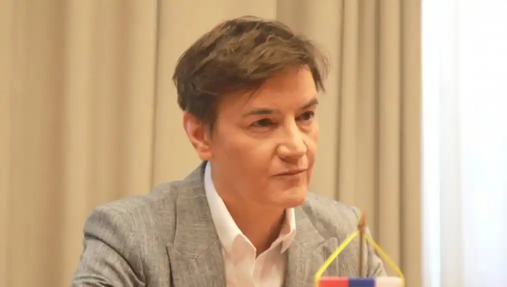 Brnabić: Neko je prisluškivao Lazovića za vrijeme lokalnih izbora u Srbiji na kojima nije učestvovao?! – Ima smisla…