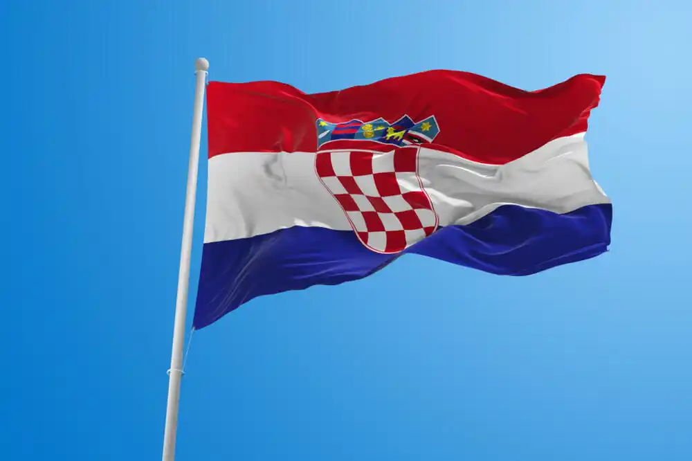 Hrvatski ministar Ružić obećao pomoć Hrvatima u Srbiji