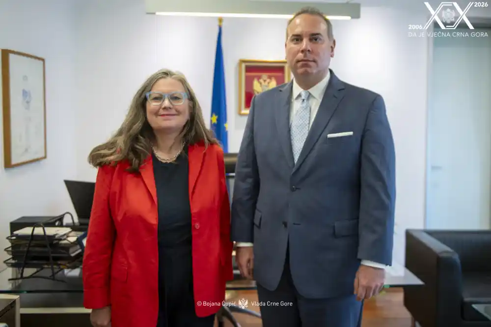 Ivanović sa ambasadorkom Džouns: Crna Gora i Ujedinjeno Kraljevstvo posvećeni daljem jačanju strateškog partnerstva