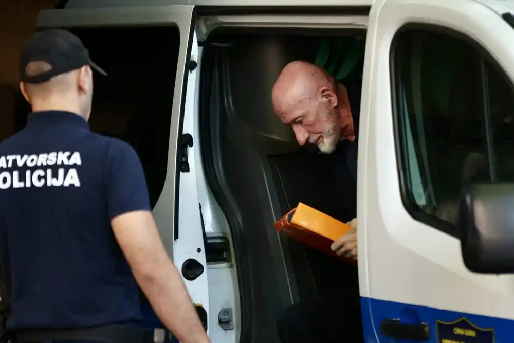 Katnić: Lazović i Milović glumili korumpirane policajce radi razotkrivanja kriminala