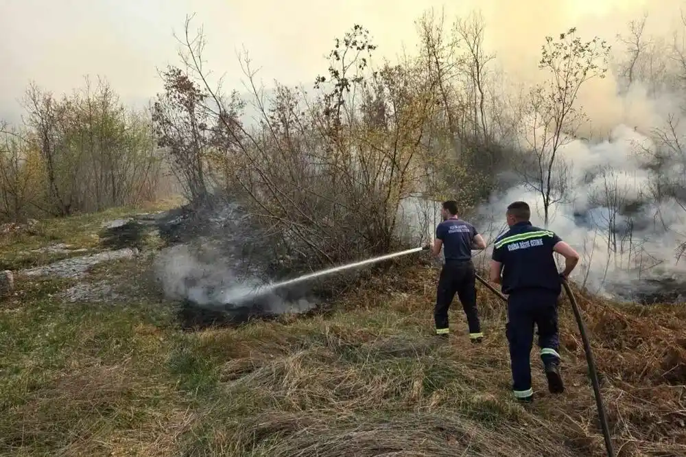 Katunska nahija više od mjesec dana pod požarima, najkritičnije u Lastvi Čevskoj i Bijelim Poljanama