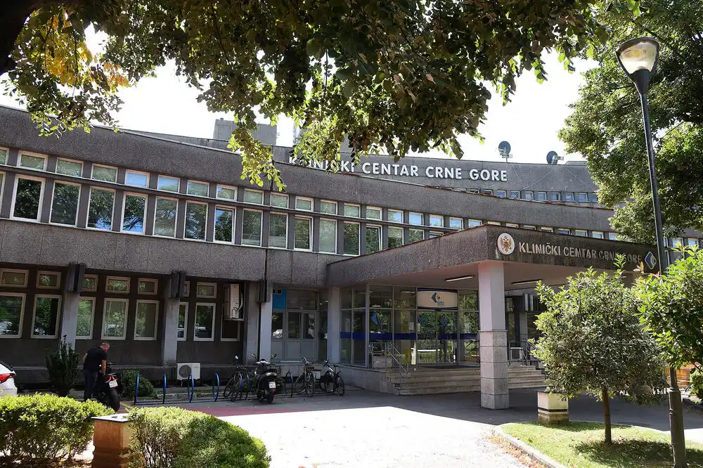 KCCG: Uvedena savremena metoda regionalne anestezije u karotidnoj hirurgiji
