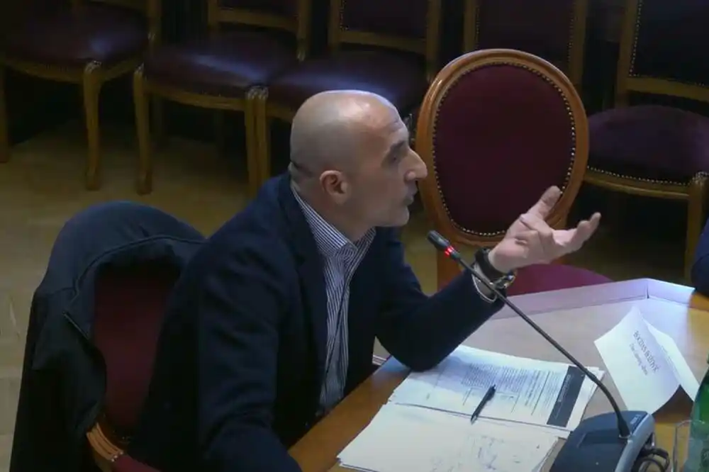 Kojičić pred Ustavnim sudom osporio sedam odredaba Zakona o zaštiti vazduha