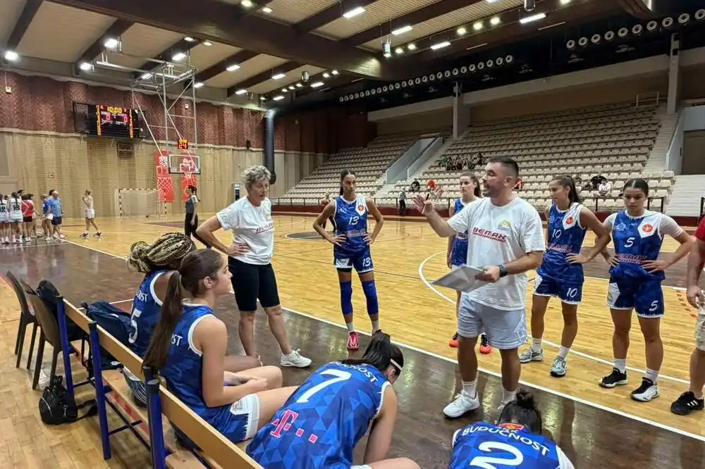 Košarkašice Budućnost Bemaxa sjutra na premijeri dočekuju Šibenik