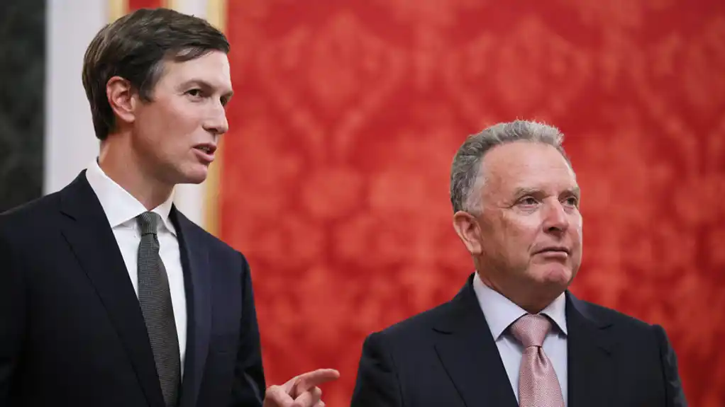 Nakon tročasovnog sastanka sa Putinom, američki avion sletio u Žešov