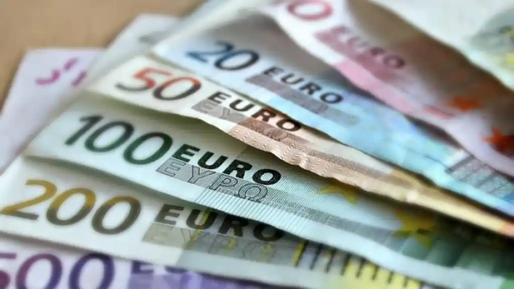 Od početka godine naplatili oko 1,2 milijarde eura poreza: Skoro 98 miliona više nego lani