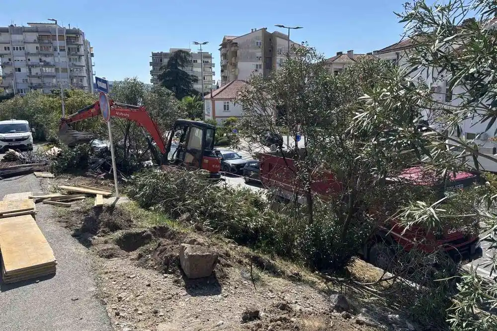 Počela izgradnja rampe za pješake kod nadvožnjaka u Tivtu
