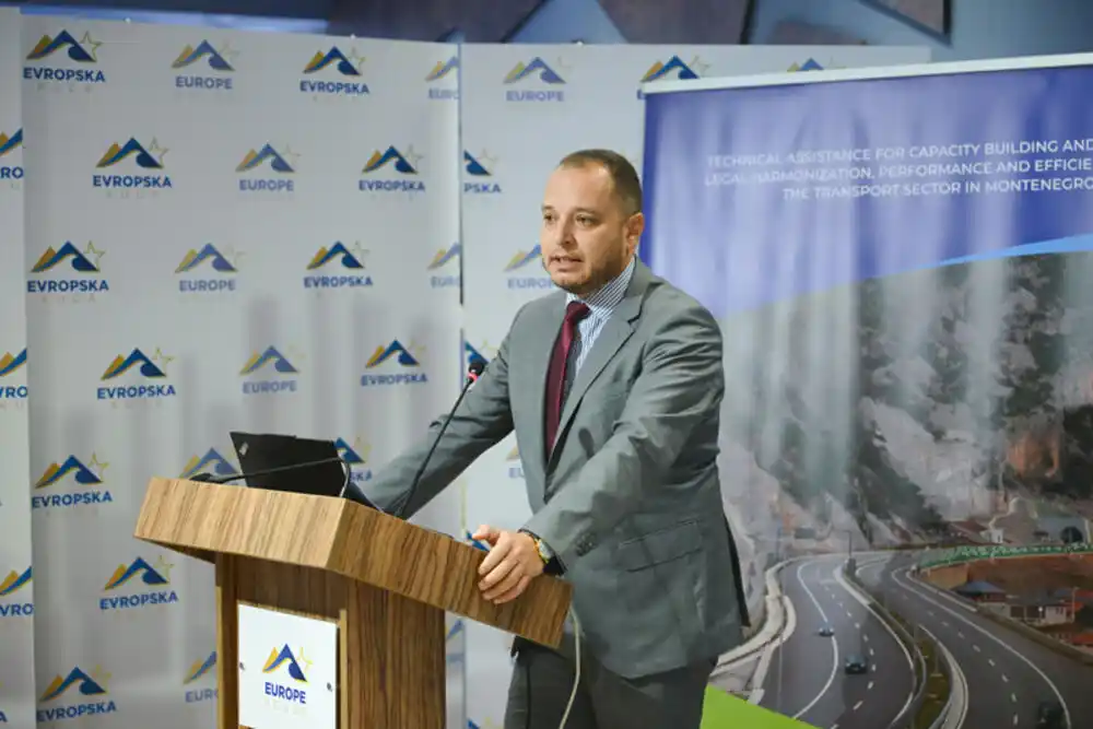 Savović: Crna Gora posvećena usklađivanju transportne i energetske politike sa zakonodavstvom EU