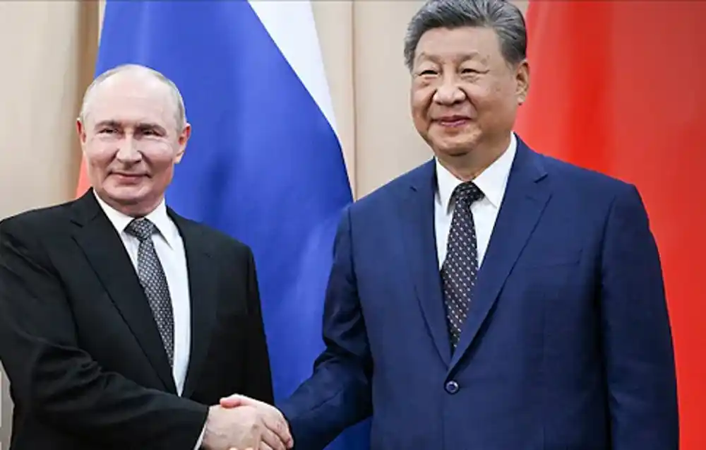 Si Đinping i Putin čestitali Kim Džong Unu dan državnosti Severne Koreje