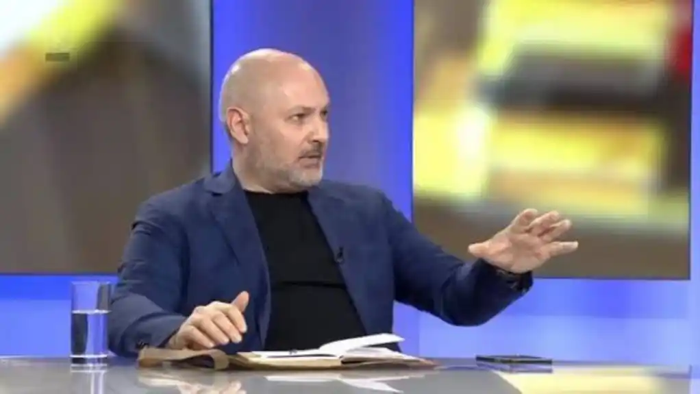 Strani uticaj na izbore u Srbiji ne staje: Hrvatski novinar pozvao na revoluciju 25. oktobra