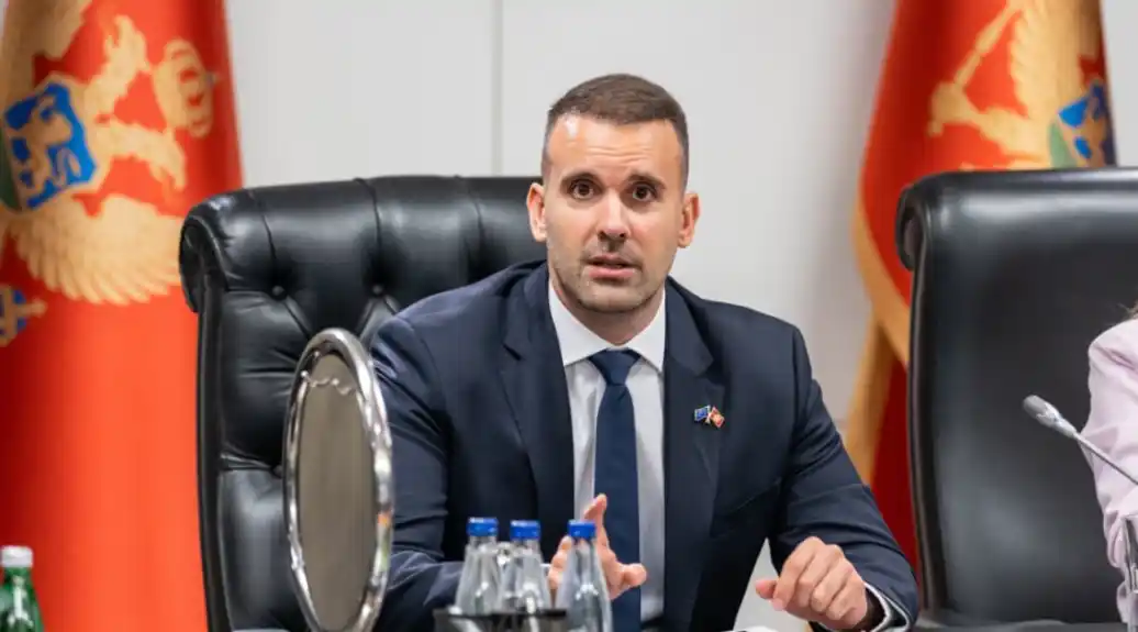Već 18 dana bez sjednice Vijeća za nacionalnu bezbjednost: Spajić upozorio na hibridne prijetnje, reakcije nema
