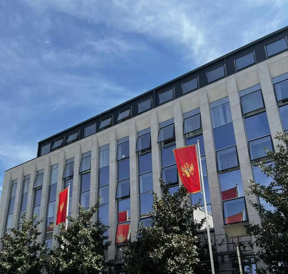 Vrhovni sud produžio pritvor trojici osumnjičenih za krijumčarenje cigareta