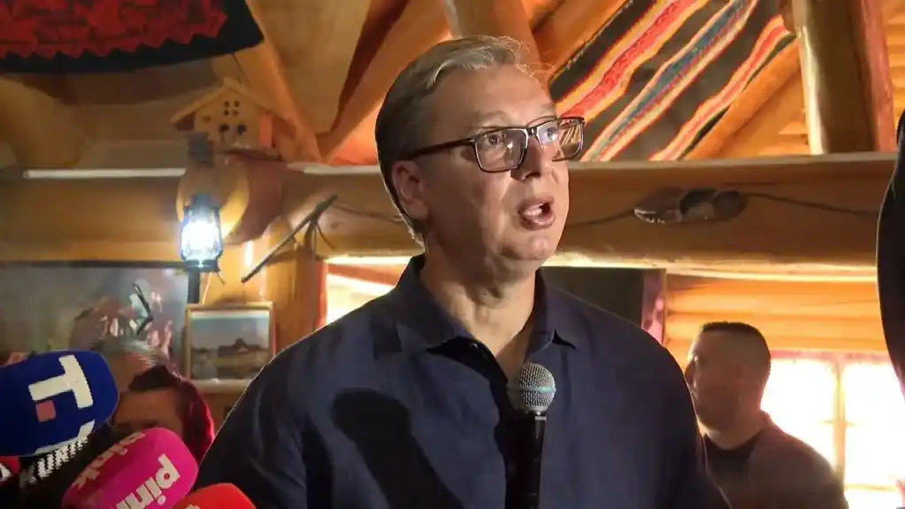 Vučić: Za nas je porodica svetinja, nećemo se služiti onime čime se služe naši politički protivnici