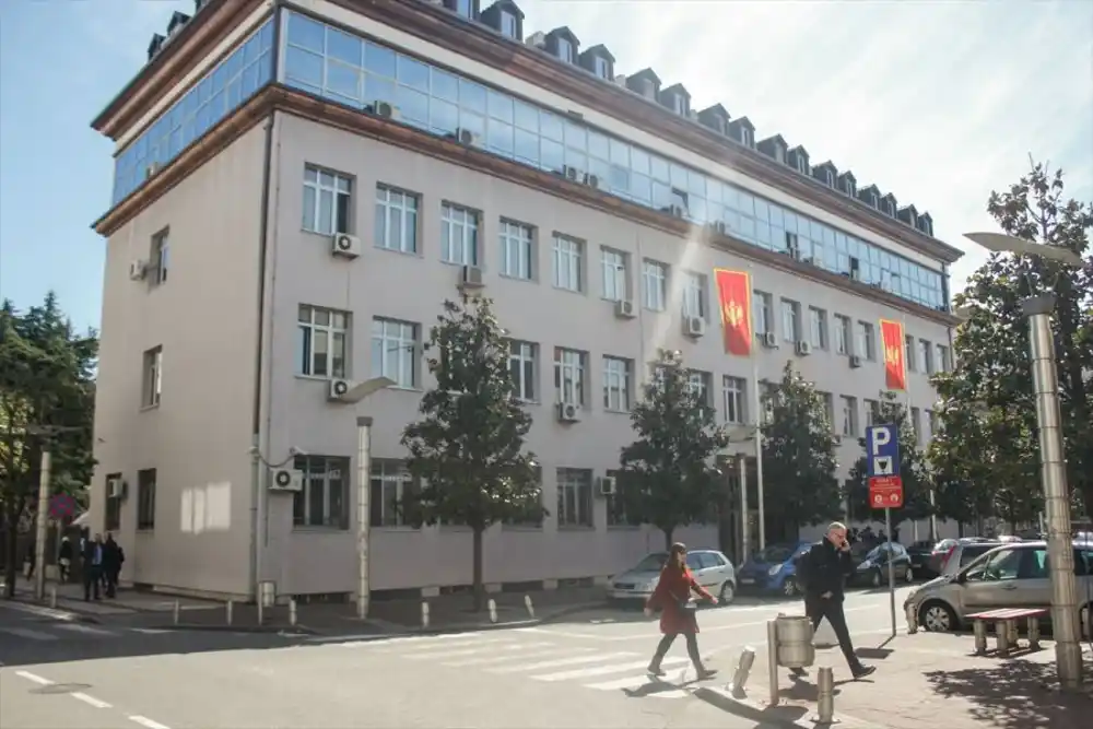 Vujotiću, Čuliću i još jednoj osobi potvrđene optužnice za pranje novca: Od prodaje droge kupljena dva stana u Podgorici