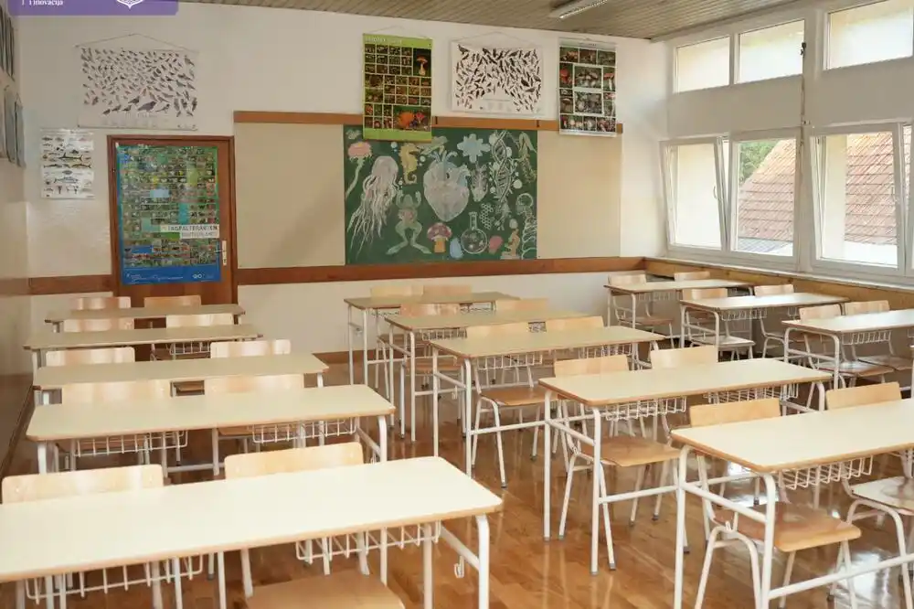 Za adaptaciju i renoviranje Gimnazije u Danilovgradu uloženo oko 235 hiljada eura