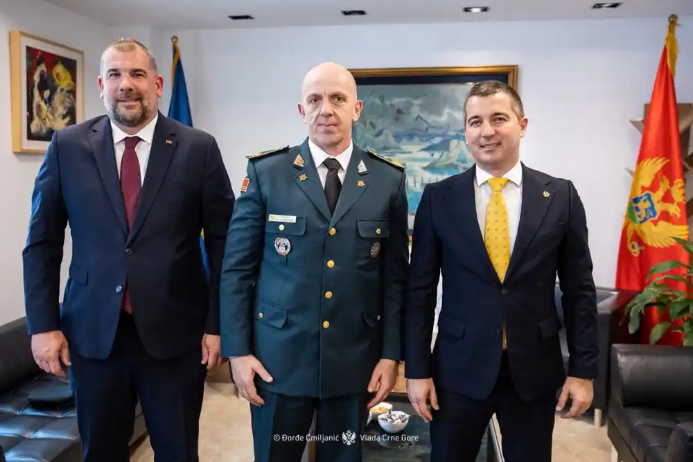 Bečić: Prijem Vuksanovića u Kuću slavnih veliko je priznanje za Vojsku Crne Gore