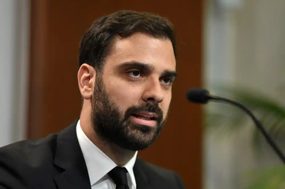 Bivšem direktoru UPS-a posao od države: Ovlastili dvije privatne firme da provjeravaju ispravnost uređaja za praćenje