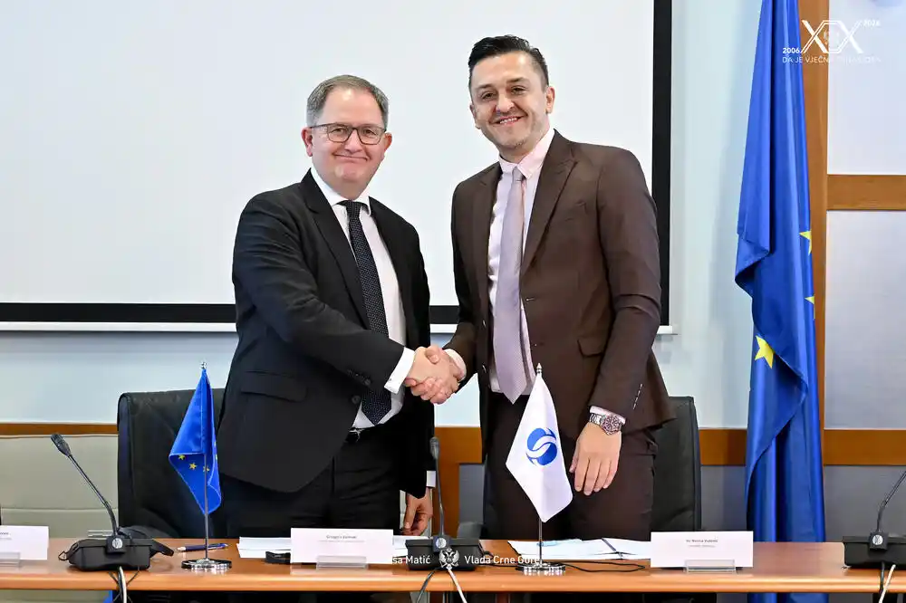 Crna Gora i EBRD potpisali kredit od 50 miliona za modernizaciju pruge Golubovci-Bar