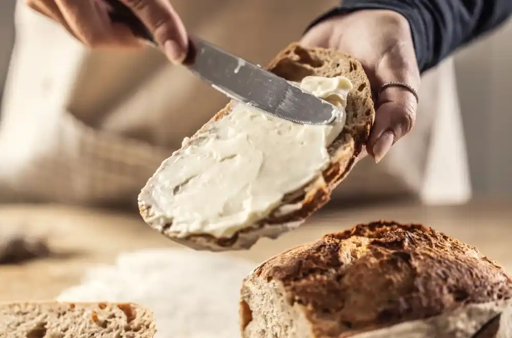 Jedete hljeb svaki dan i strahujete od viška kilograma: Istina o ovoj namirnici mogla bi da vas iznenadi
