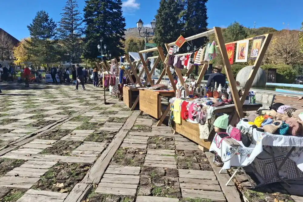 Jesenji sajam u Kolašinu okupio i izlagače iz Ulcinja i Trebinja