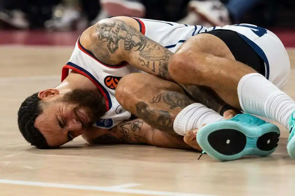Majk Džejms završio sezonu, pauza od sedam do devet mjeseci