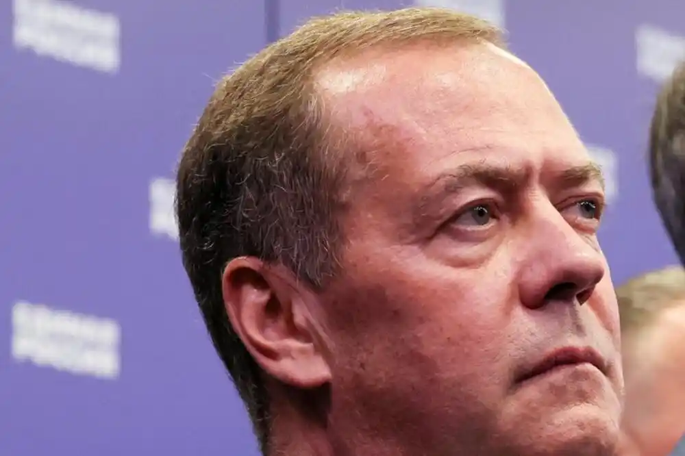 Medvedev: Vjerovatno ćemo morati da dopunimo naš fond zatvorenika za razmjenu sa evropskim i američkim idiotima