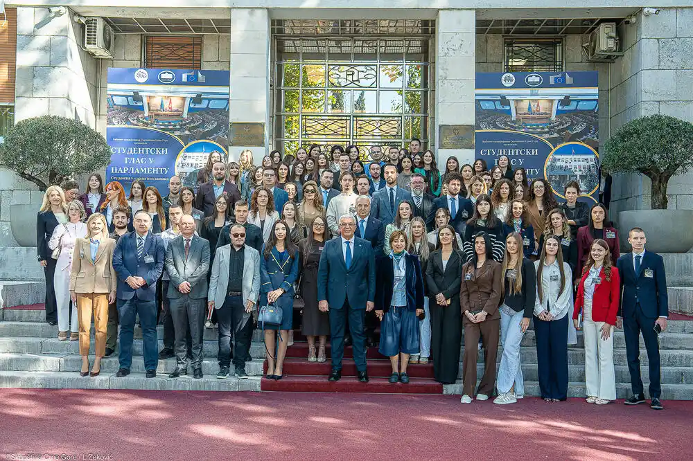 Oko 280 studenata učestvovalo u simulaciji rada parlamenta