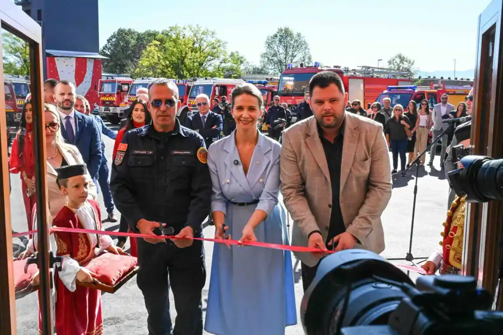 Otvoren novi Vatrogasni dom u Nikšiću