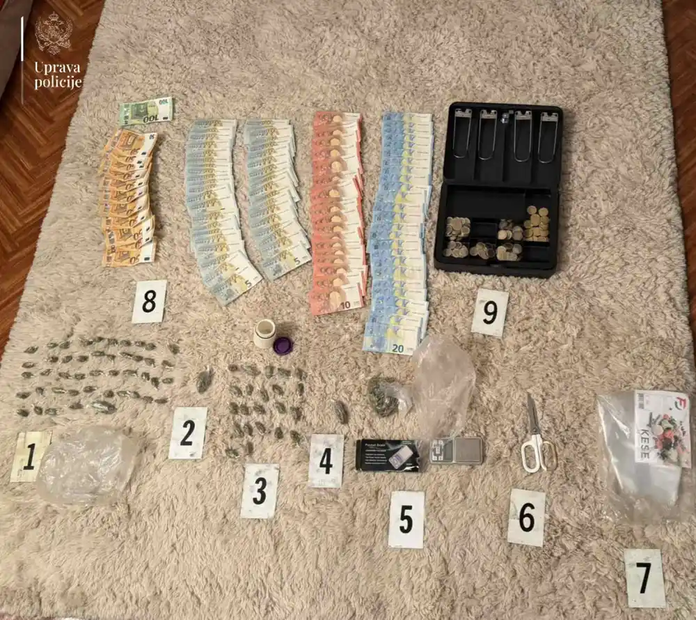 Pala dva podgorička dilera: Policija oduzela preko 70 pakovanja marihuane i više od 1.700 evra