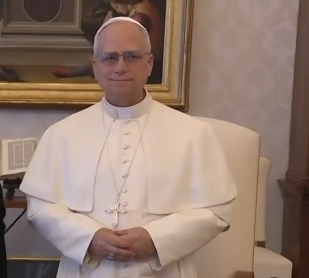 Papa Lav XIV napustio bolnicu u Rimu