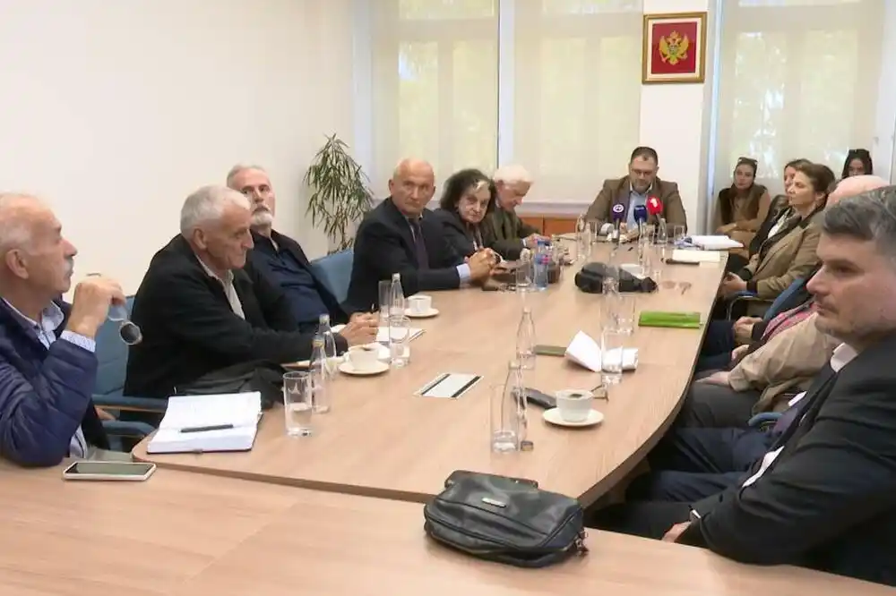 Pokret penzionera Crne Gore predložio da minimalne penzije budu 550 eura