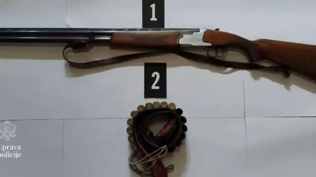 Policija u Ulcinju oduzela pušku u ilegalnom posjedu