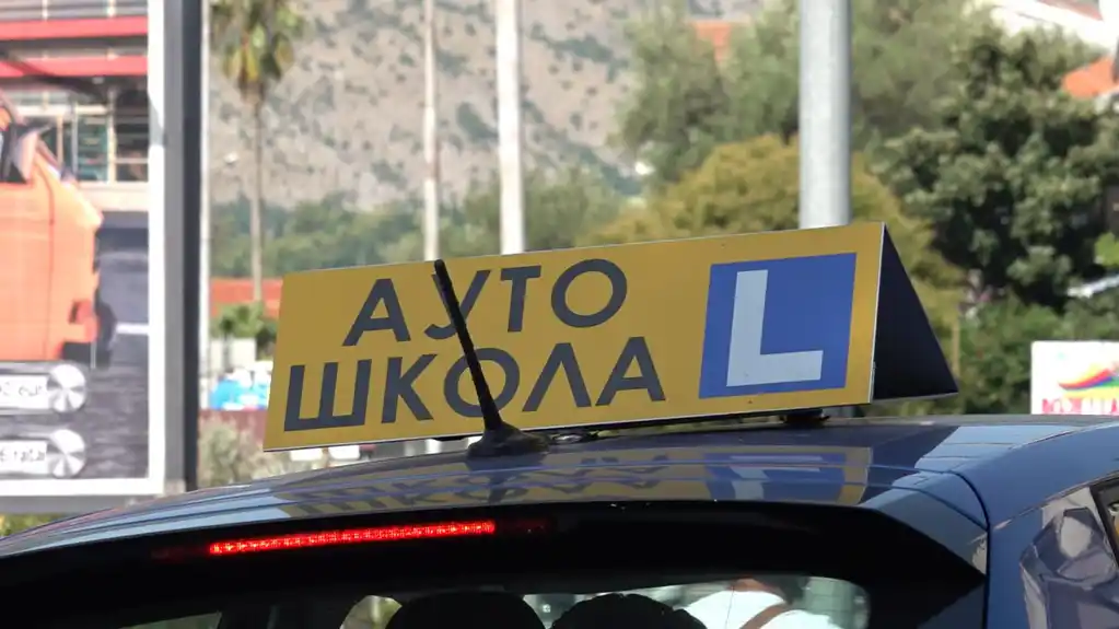 Pravila i procedura obuke u auto-školama: Šta novine u zakonu donose kandidatima