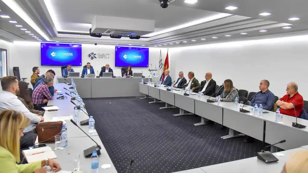 Privredna komora: Rast zarada mora pratiti održivost kompanija i konkurentnost privrede