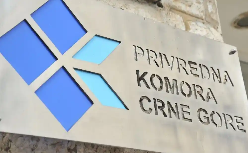 Privredna komora: Veće zarade da, ali uz održiv model i dogovor sa privredom