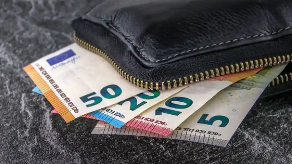 Prosječna zarada u septembru 1.043 eura