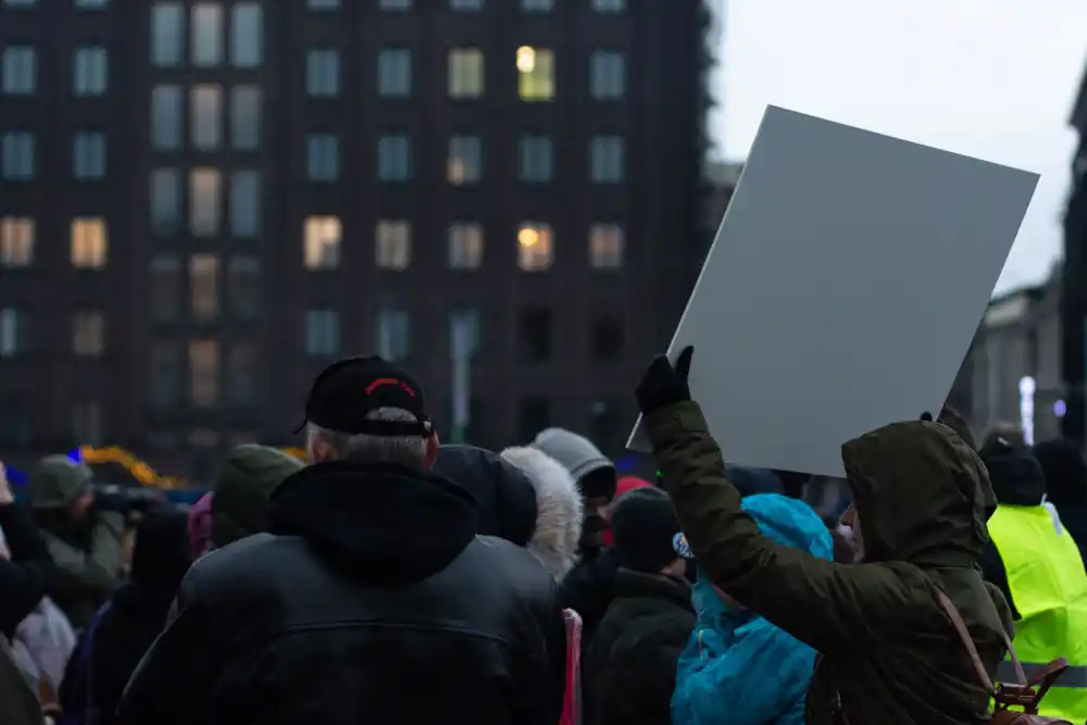 Protesti u Briselu, policija upotrebila suzavac i biber-sprej protiv demonstranata