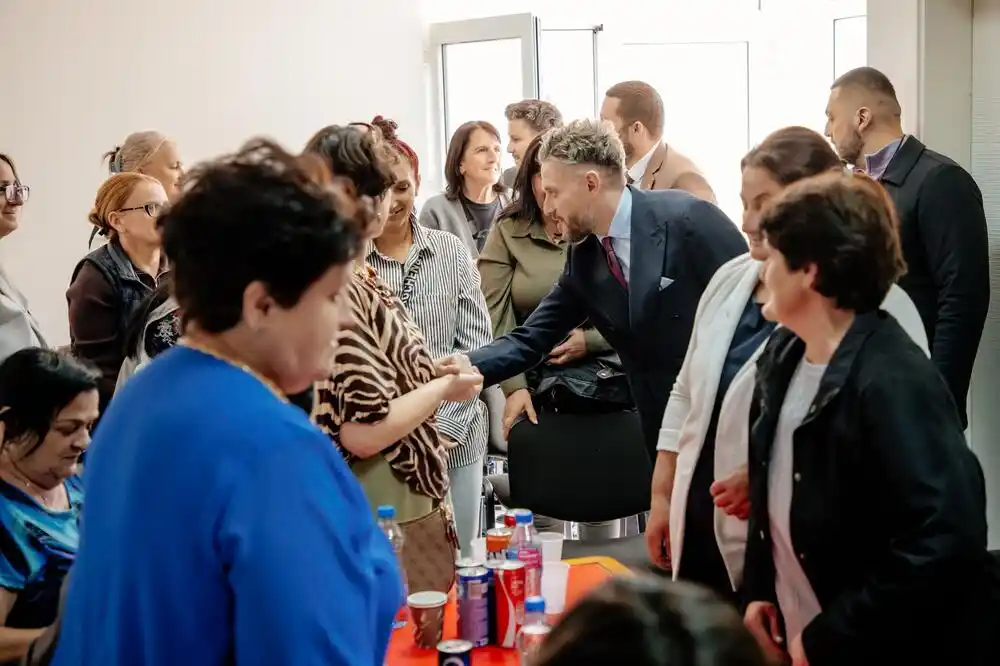 Radovanić: Tražiću odgovor od Mandića zašto se ne raspravlja o povećanju naknada za majke sa troje i više djece