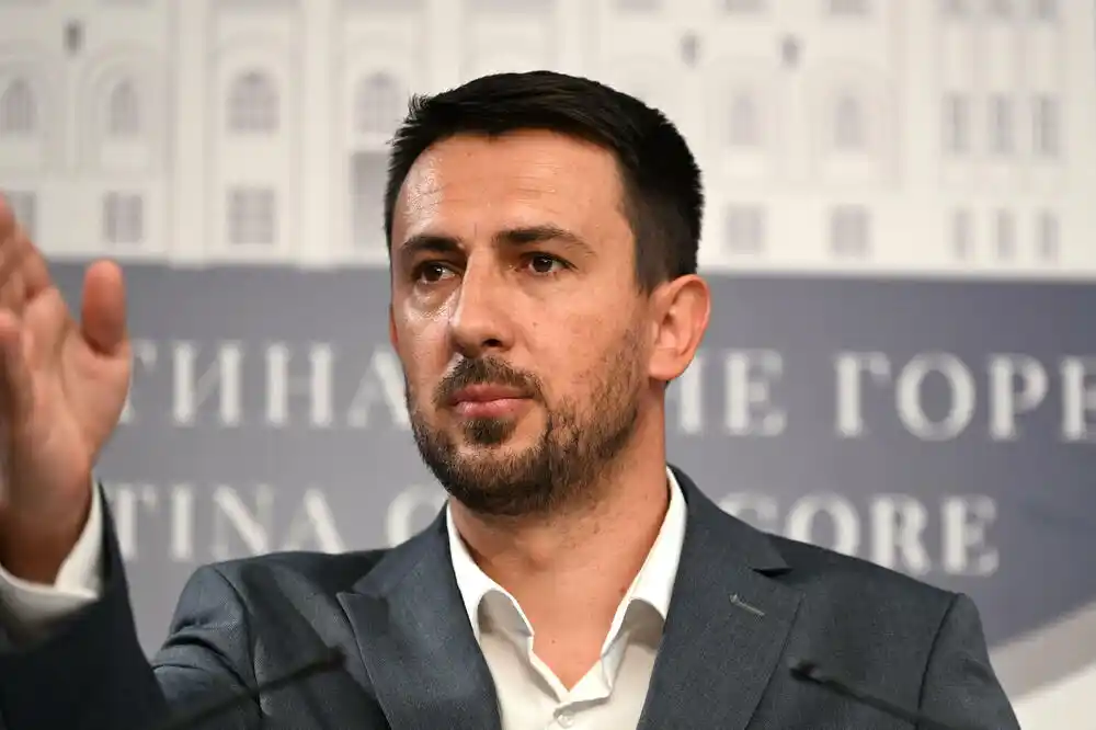 Smailović: Svi poslanici da daju doprinos da se preostale obaveze iz EU agende završe do 15. oktobra