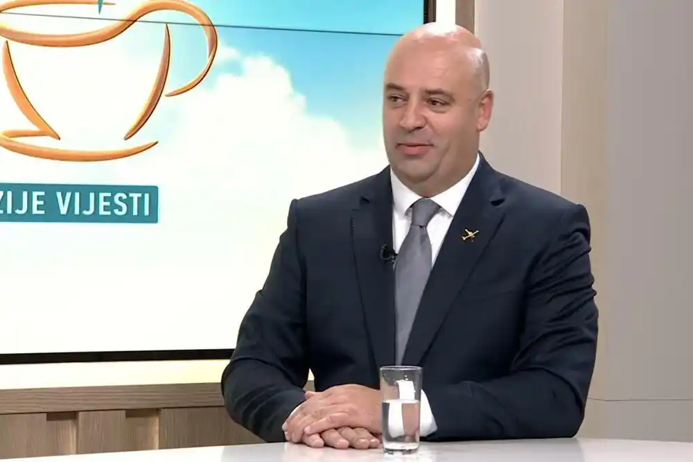 Tolić: Avio-linije za Zagreb, Brisel, Franfurt, Pariz i Bari mogle bi da počnu s radom krajem novembra