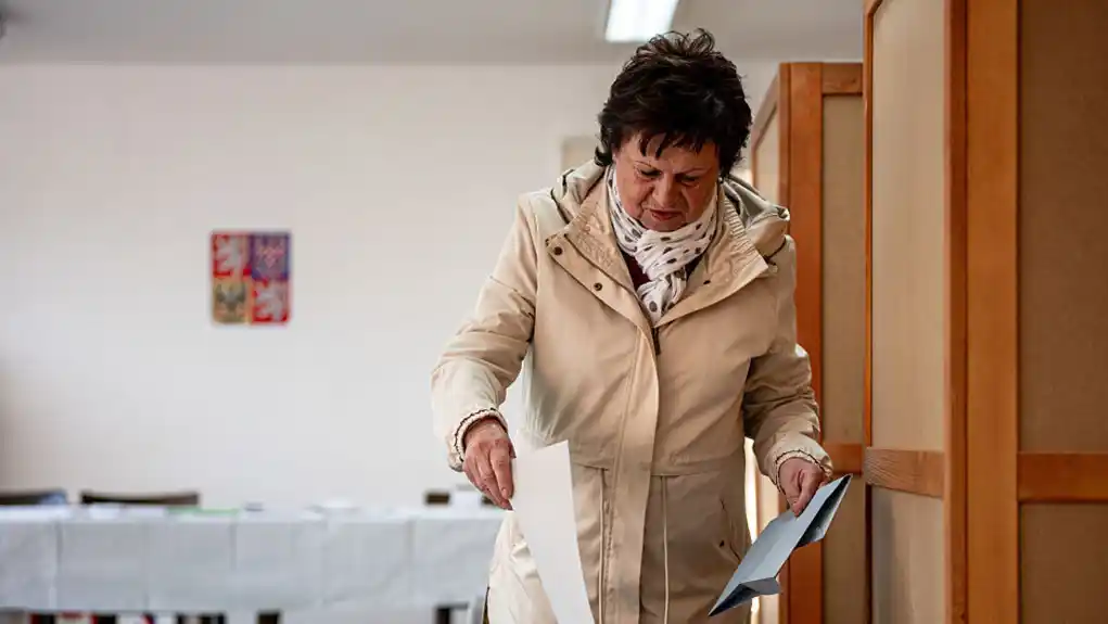 U Češkoj danas i sjutra lokalni i izbori za Senat: Prvi test za premijera Babiša