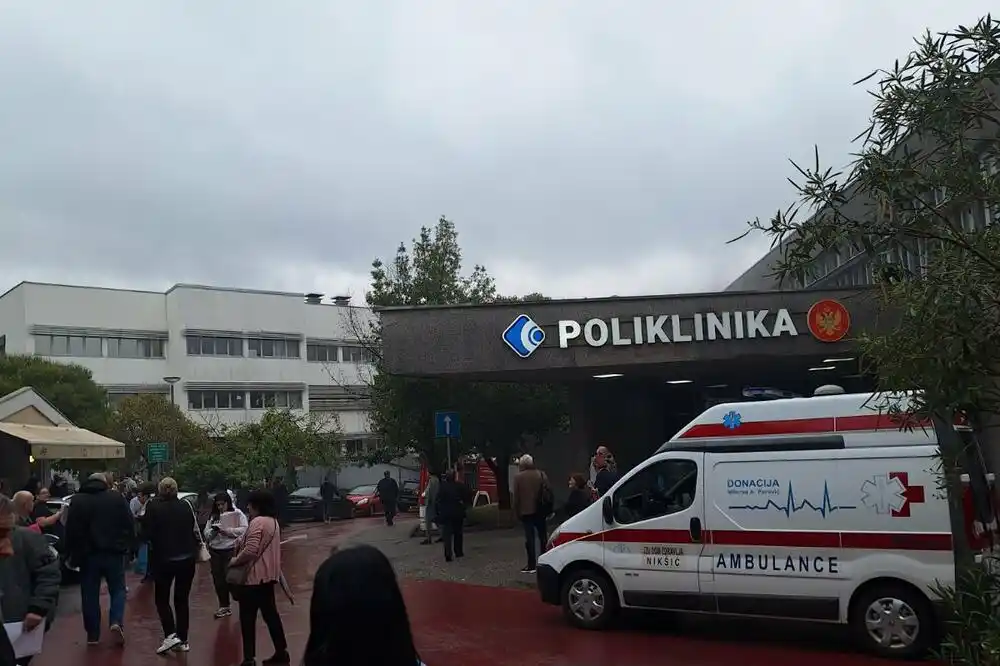 Ugašen požar u KCCG: Nema pregleda, izmještena intenzivna njega, zaustavljen elektivni program u operacionim salama