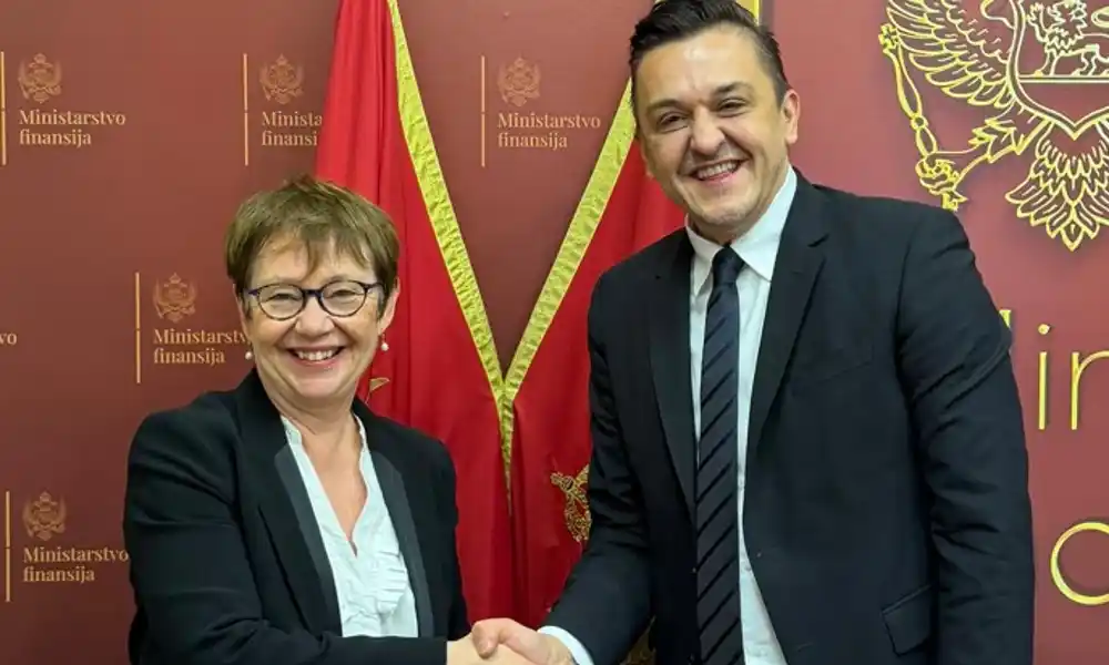 Vuković: Zadovoljstvo mi je što je tokom mog mandata ugovoreno 40% ukupnog portfolija EBRD-a u Crnoj Gori