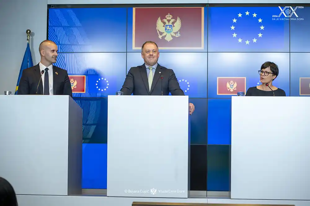 Zatvoreno 21 poglavlje, ostalo još 12 od kojih je deset u proceduri